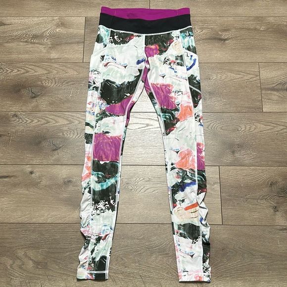 Lululemon Athletica Pink and White Leggings with Artistic Design - Picture 2 of 13